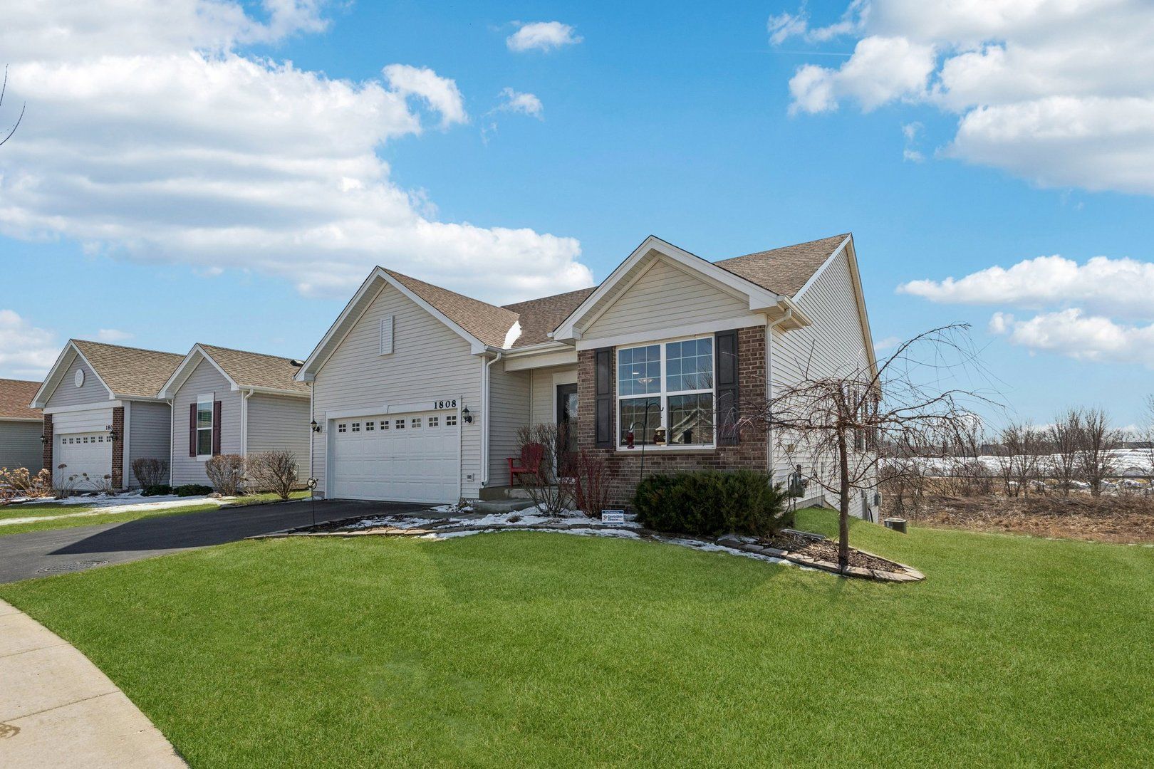 1808 Alta Drive — Volo, IL 60020