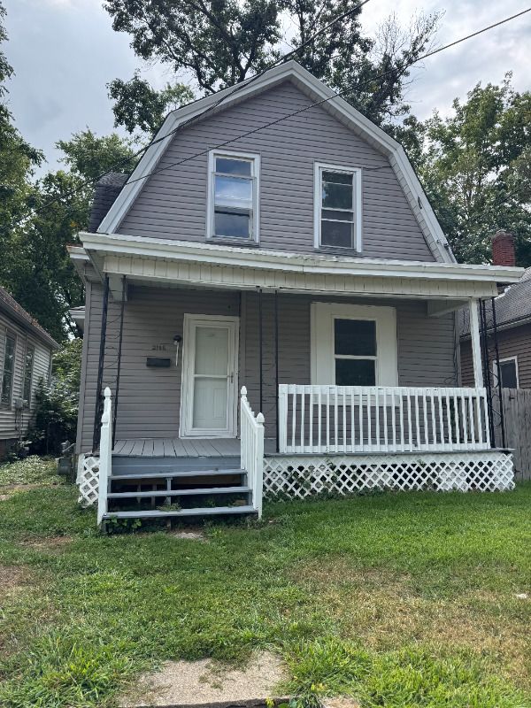 2106 W MILLMAN Street — Peoria, IL 61605