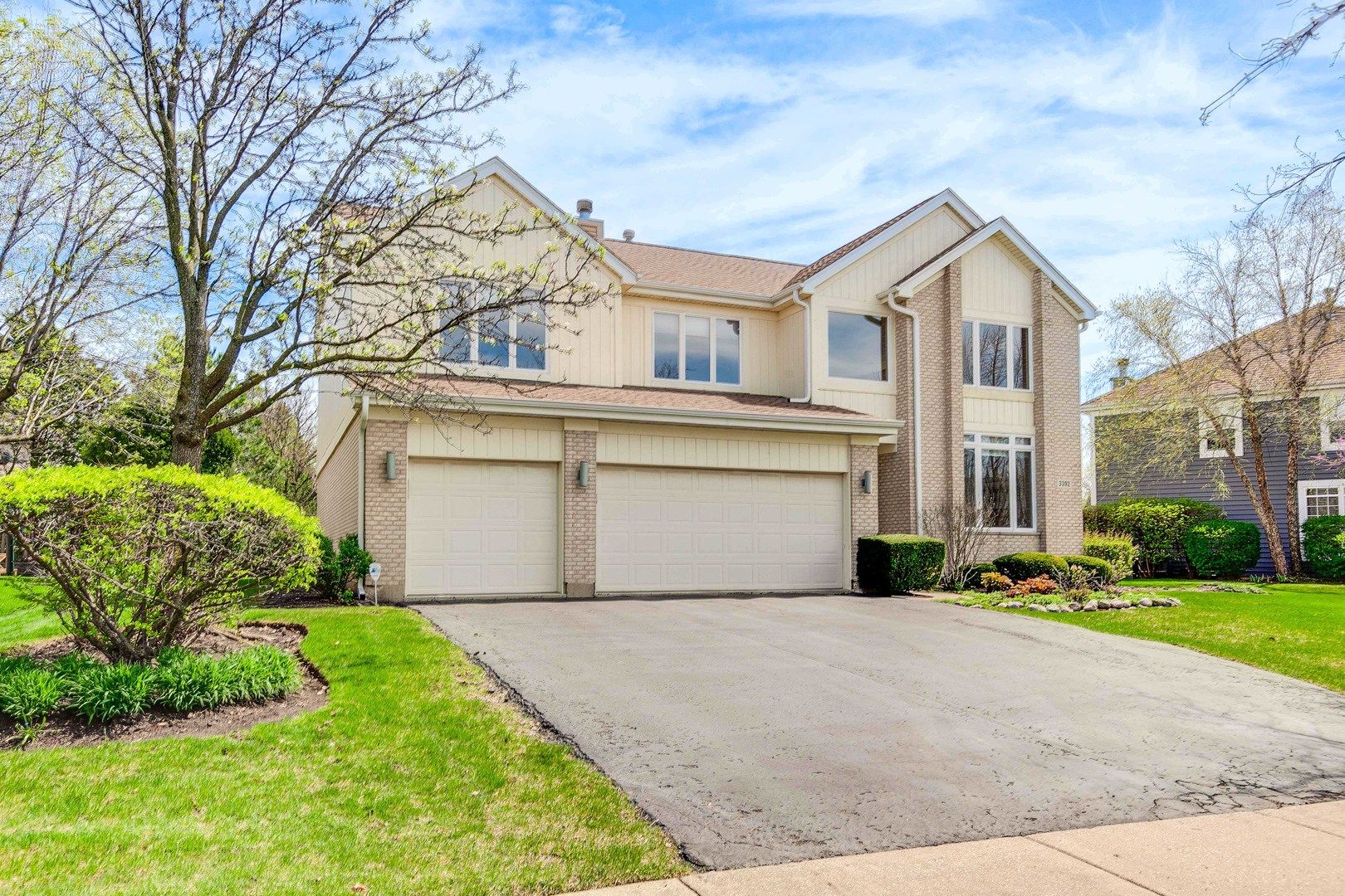 3392 Whirlaway Drive — Northbrook, IL 60062