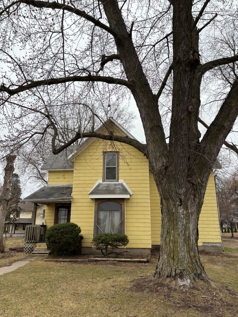 501 Washington Street — Prophetstown, IL 61277