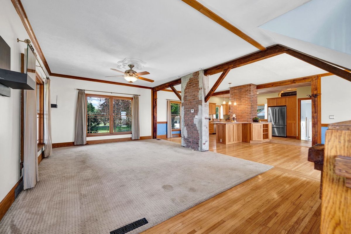 5664 Graff Road, Minier, IL 61759