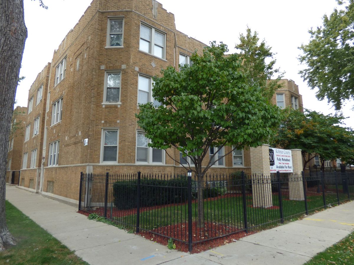 4554 George Street, Chicago, IL 60641