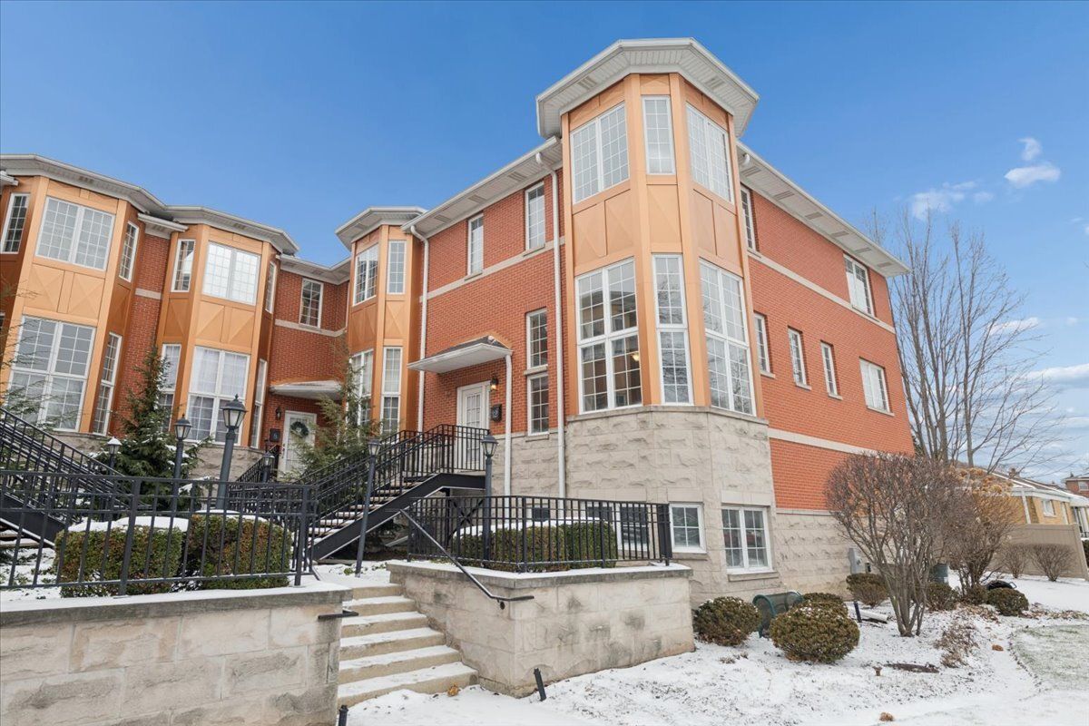 12 Park Avenue, River Forest, IL 60305