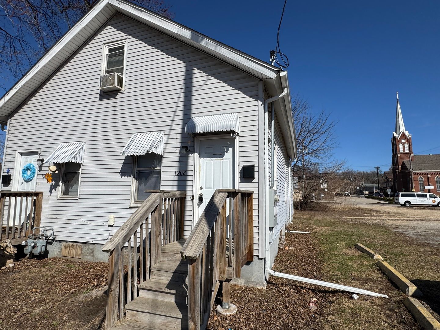 1208 W 5th Street #0 — Davenport, IA 52802