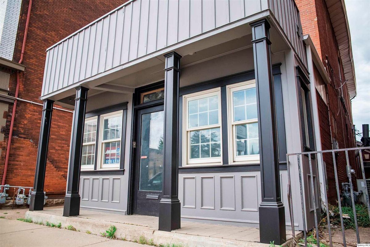 424 8th, Quincy, IL 62301