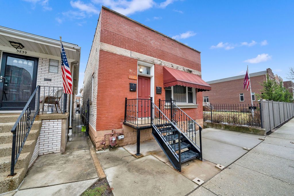 3841 Lowe Avenue — Chicago, IL 60609