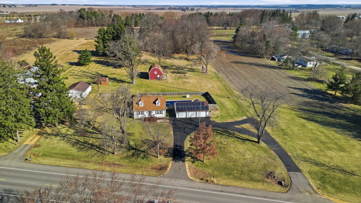 4126 IL RT 64, Mount Morris, IL 61054