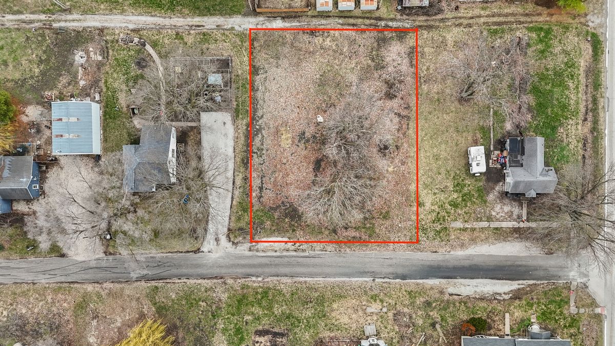 107 Sheridan Street, Longview, IL 61852