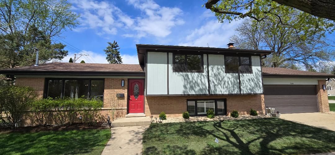700 Florence Drive, Park Ridge, IL 60068