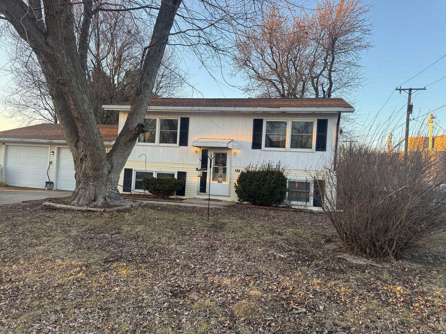 100 W Third Street — Sublette, IL 61367