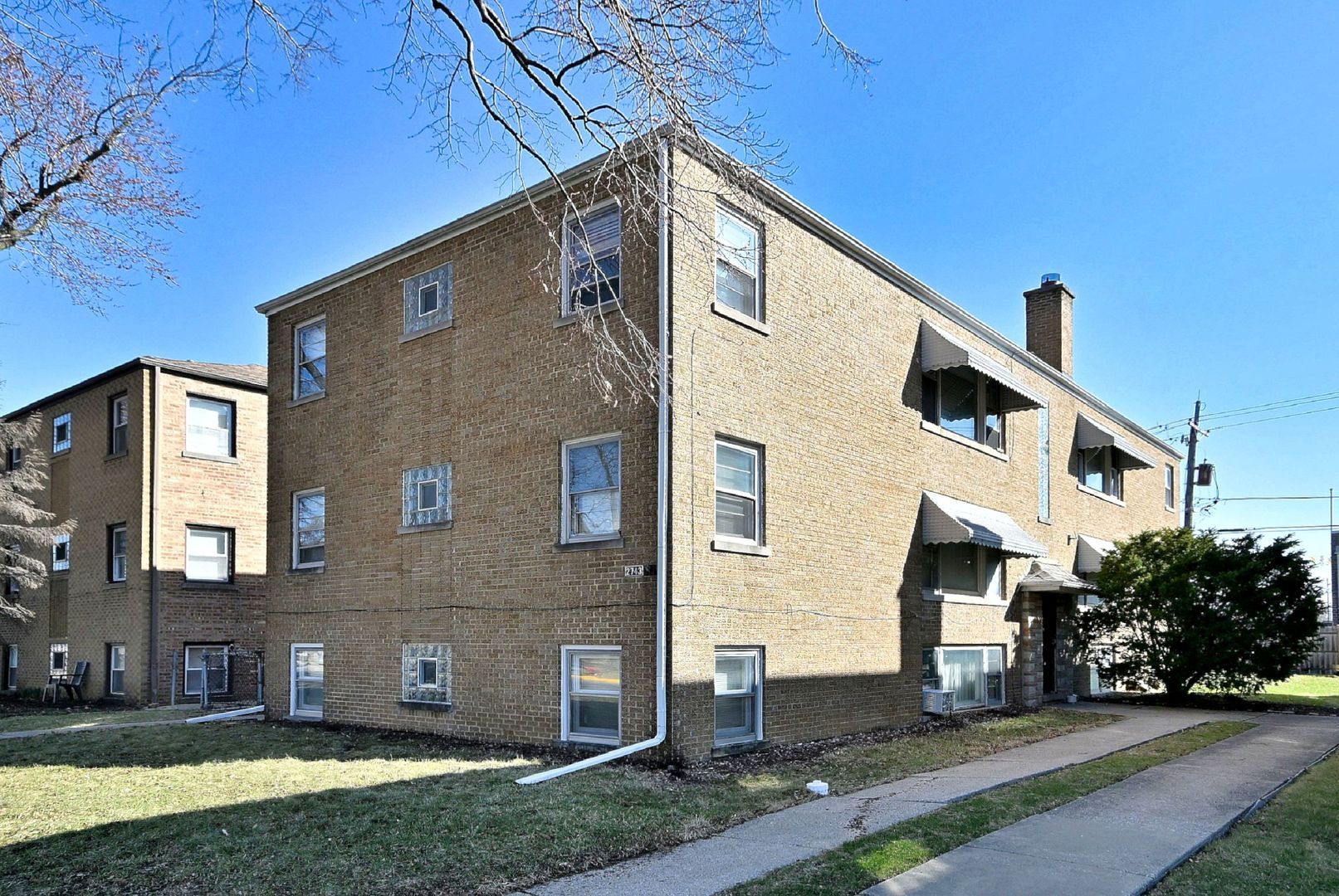 2743 72nd Court — Elmwood Park, IL 60707