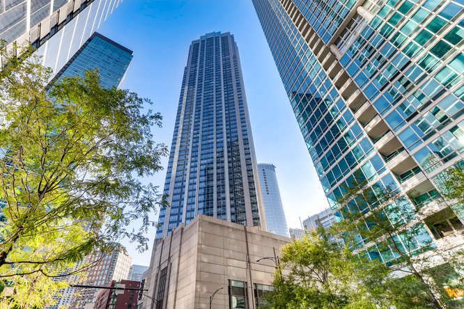 512 N McClurg Court #1102 — Chicago, IL 60611