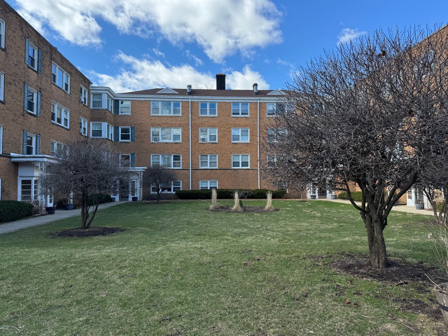 524 Michigan Avenue #3S — Evanston, IL 60202