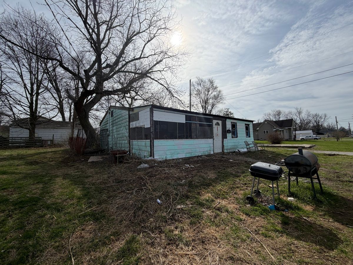 538 N Austin Street, Paris, IL 61944