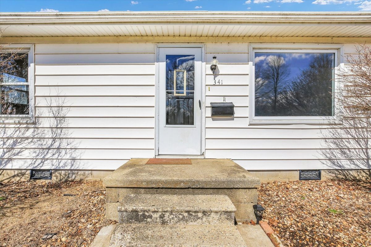 341 Spruce Street, Paxton, IL 60957