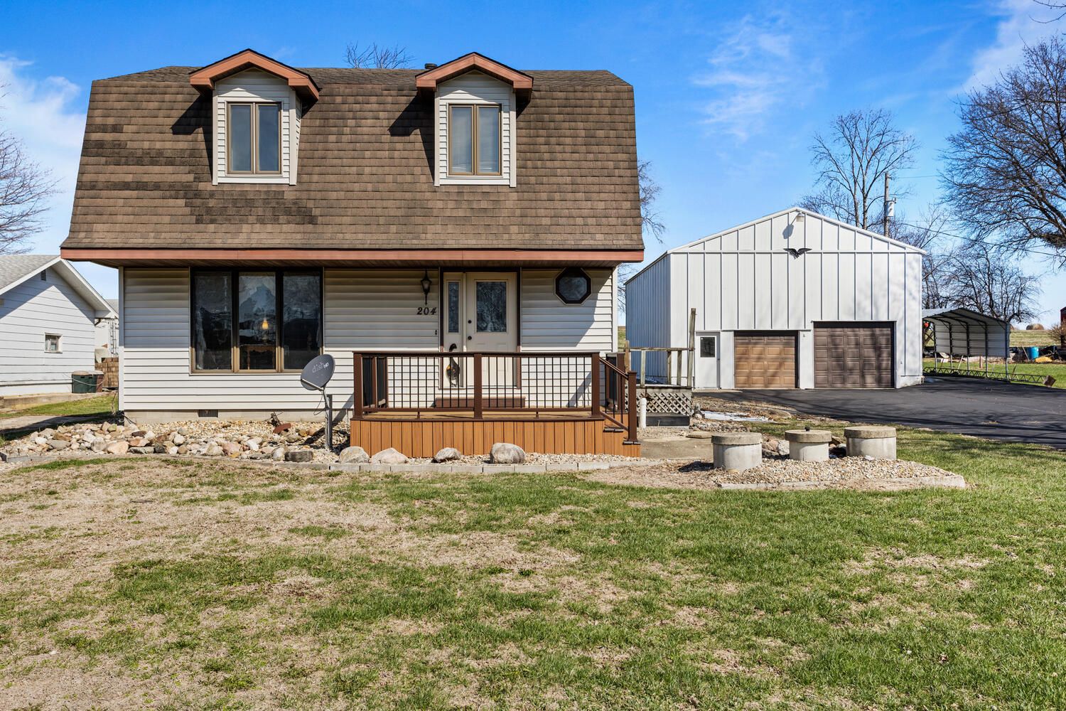 204 W Meade Street — White Heath, IL 61884