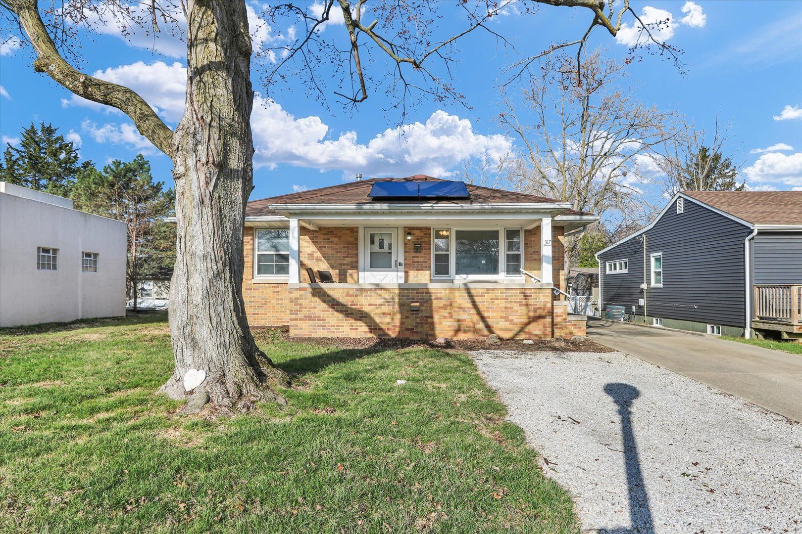 317 S Draper Avenue — Champaign, IL 61821