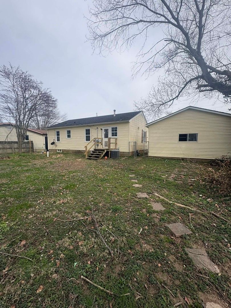818 S Church Street, Carmi, IL 62821