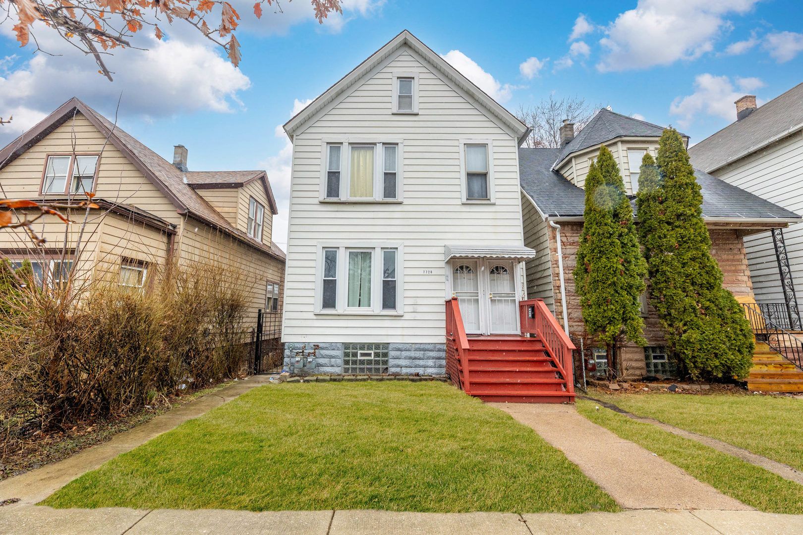 7728 S Maryland Avenue — Chicago, IL 60619