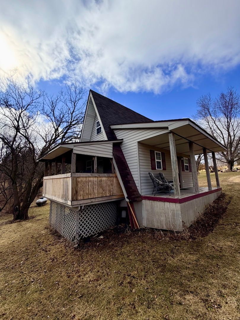 65 Galena Oaks Drive, Elizabeth, IL 61028