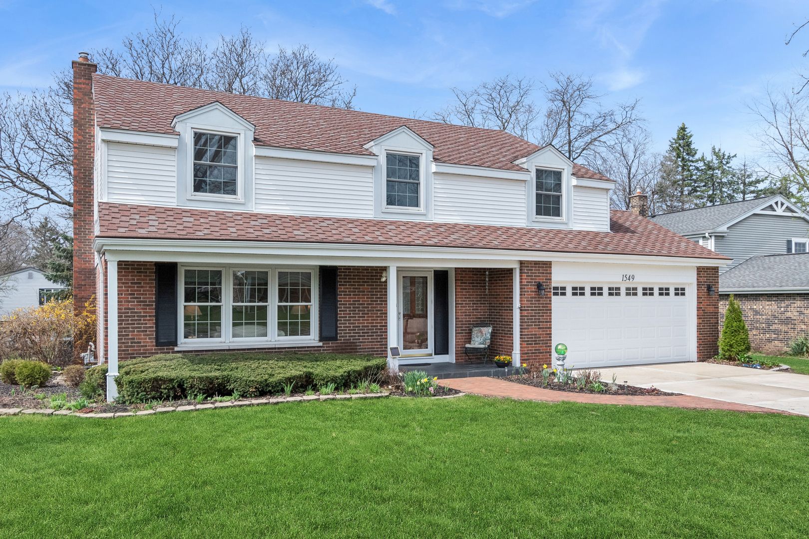 1549 Chippewa Drive — Naperville, IL 60563