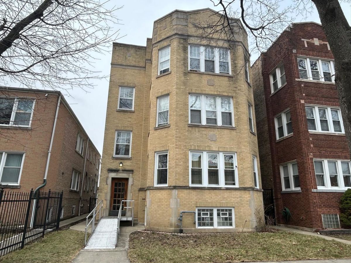 6332 Francisco Avenue, Chicago, IL 60659