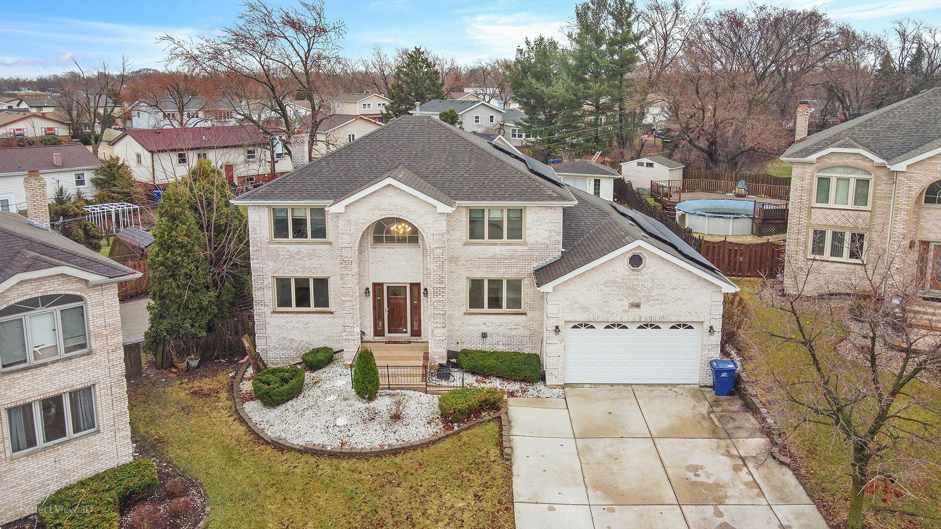 8941 Golden Oak Court — Hickory Hills, IL 60457