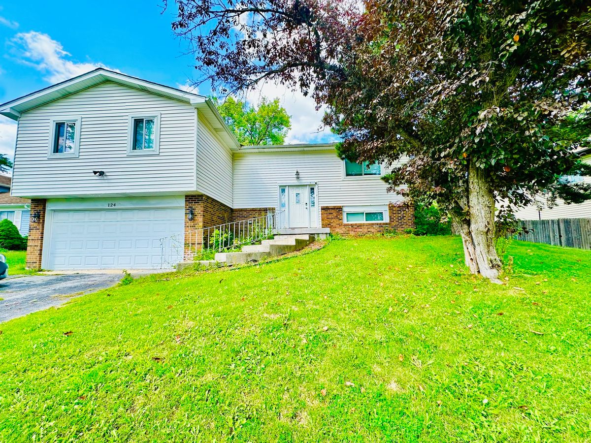 124 Oriole Road, Matteson, IL 60443