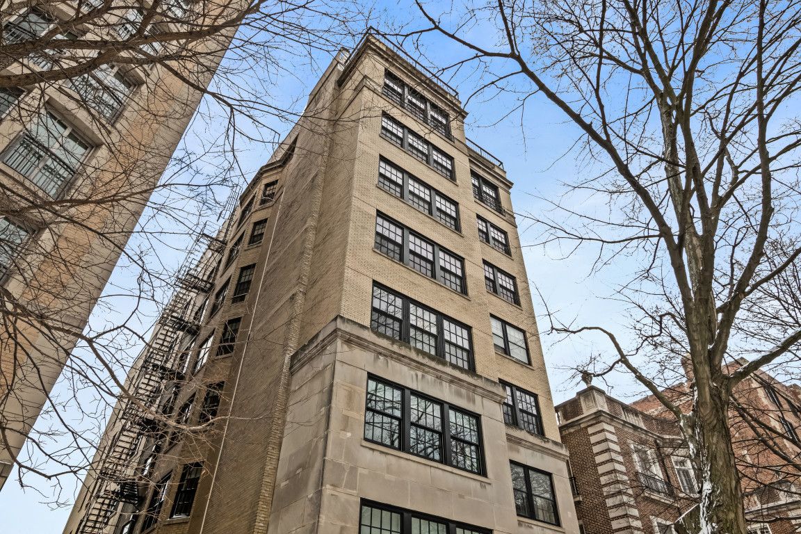 1519 Hinman Avenue #4C — Evanston, IL 60201