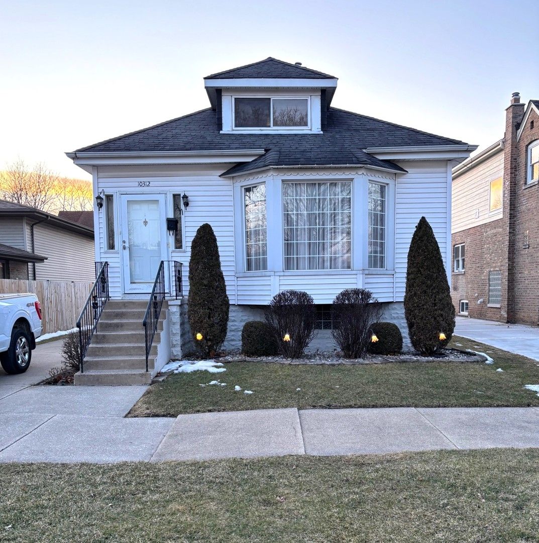 10312 S SPAULDING Avenue — Chicago, IL 60655