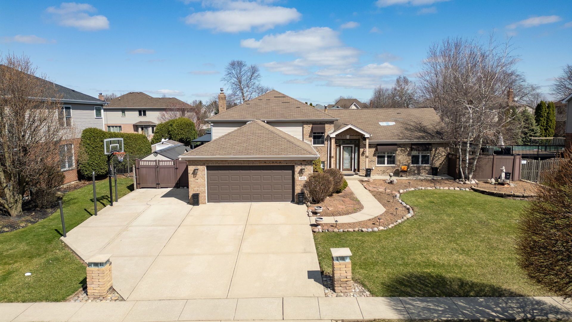 1035 Yamma Ridge — New Lenox, IL 60451