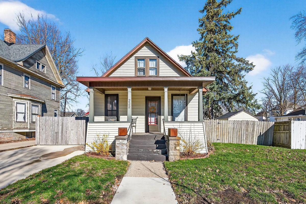 222 Leland Street, Bloomington, IL 61701