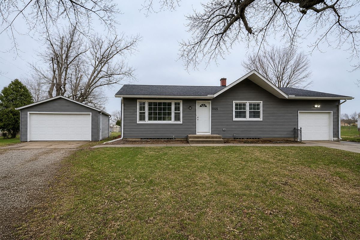 5125 W 49th Street, Davenport, IA 52806