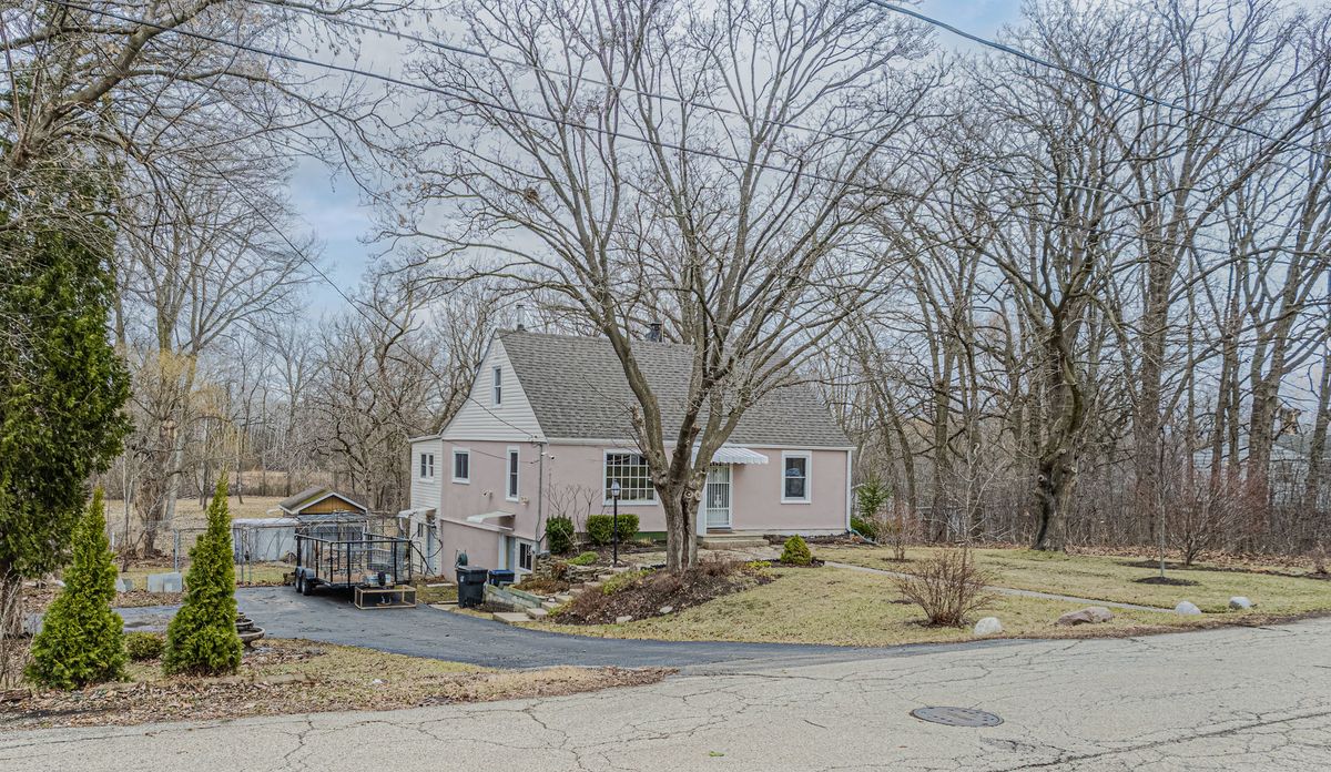 2212 Ravine Drive, Zion, IL 60099