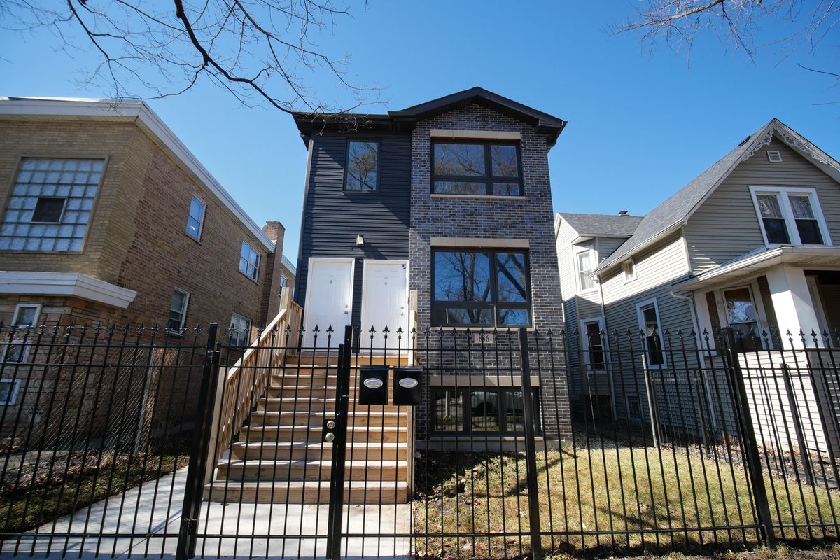 836 Parkside Avenue, Chicago, IL 60651