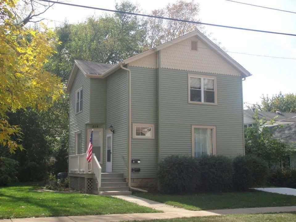 514 SPRUCE Street — Aurora, IL 60506