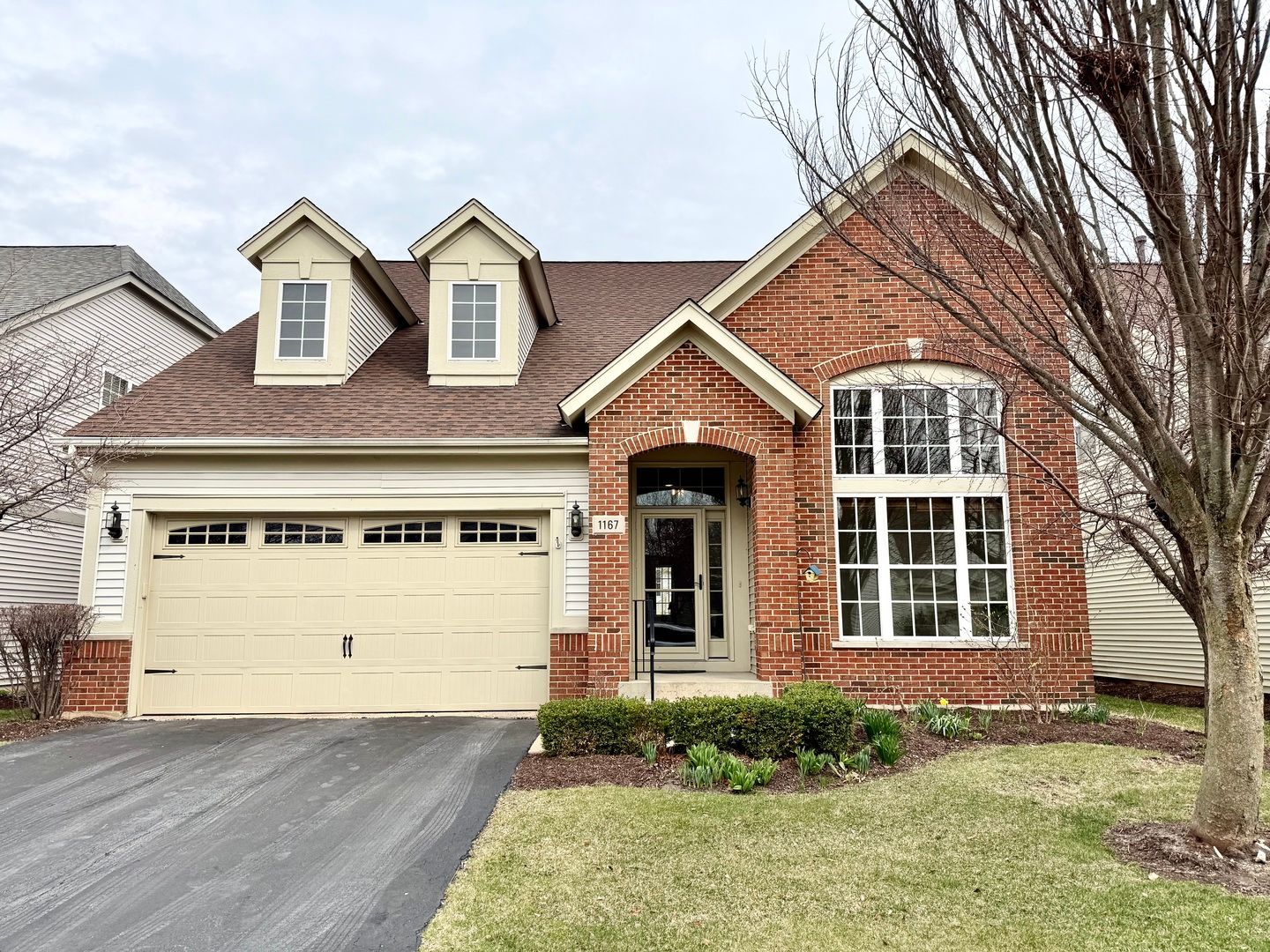 1167 Kingsley Lane — Aurora, IL 60505