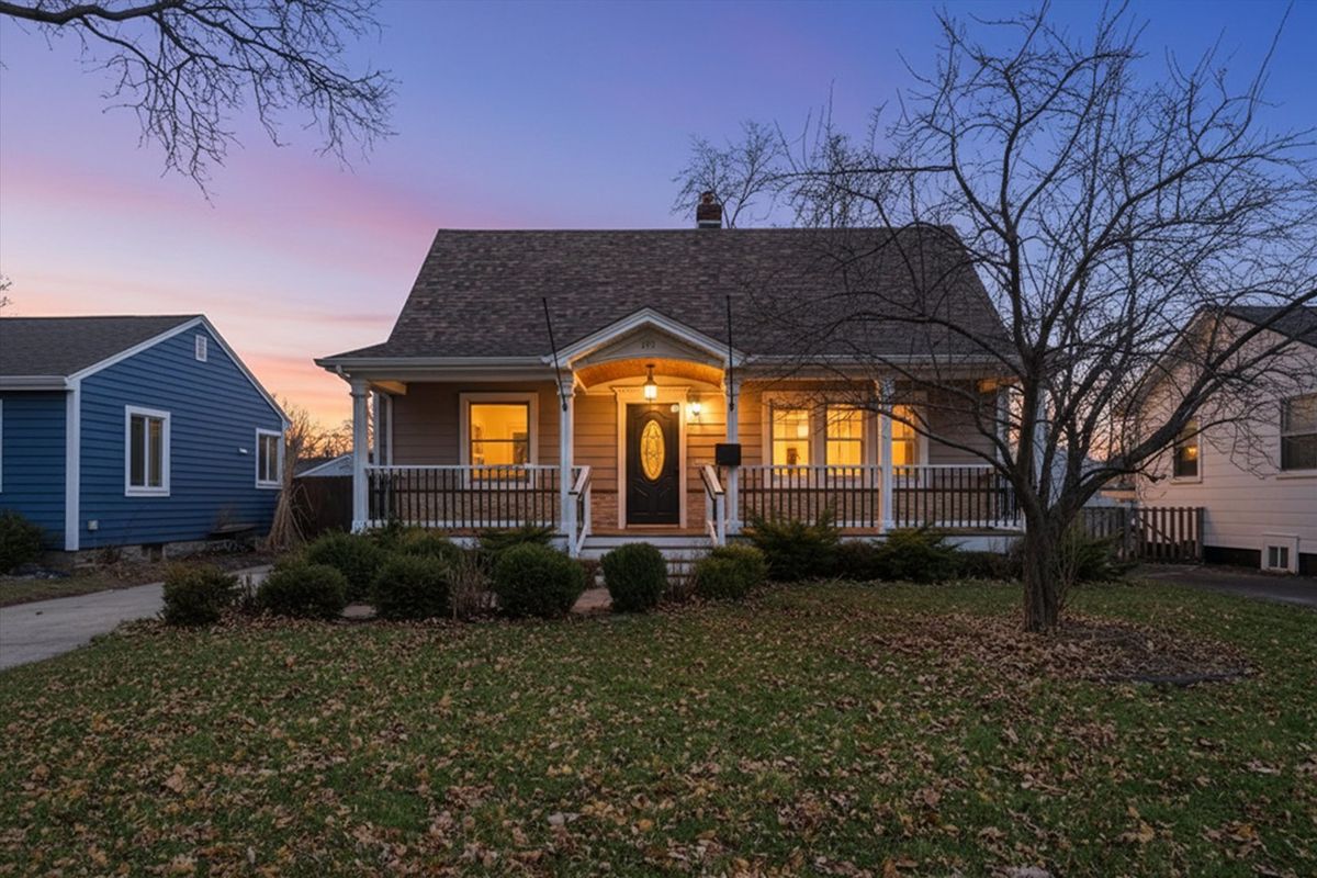 251 Michigan Avenue, Villa Park, IL 60181