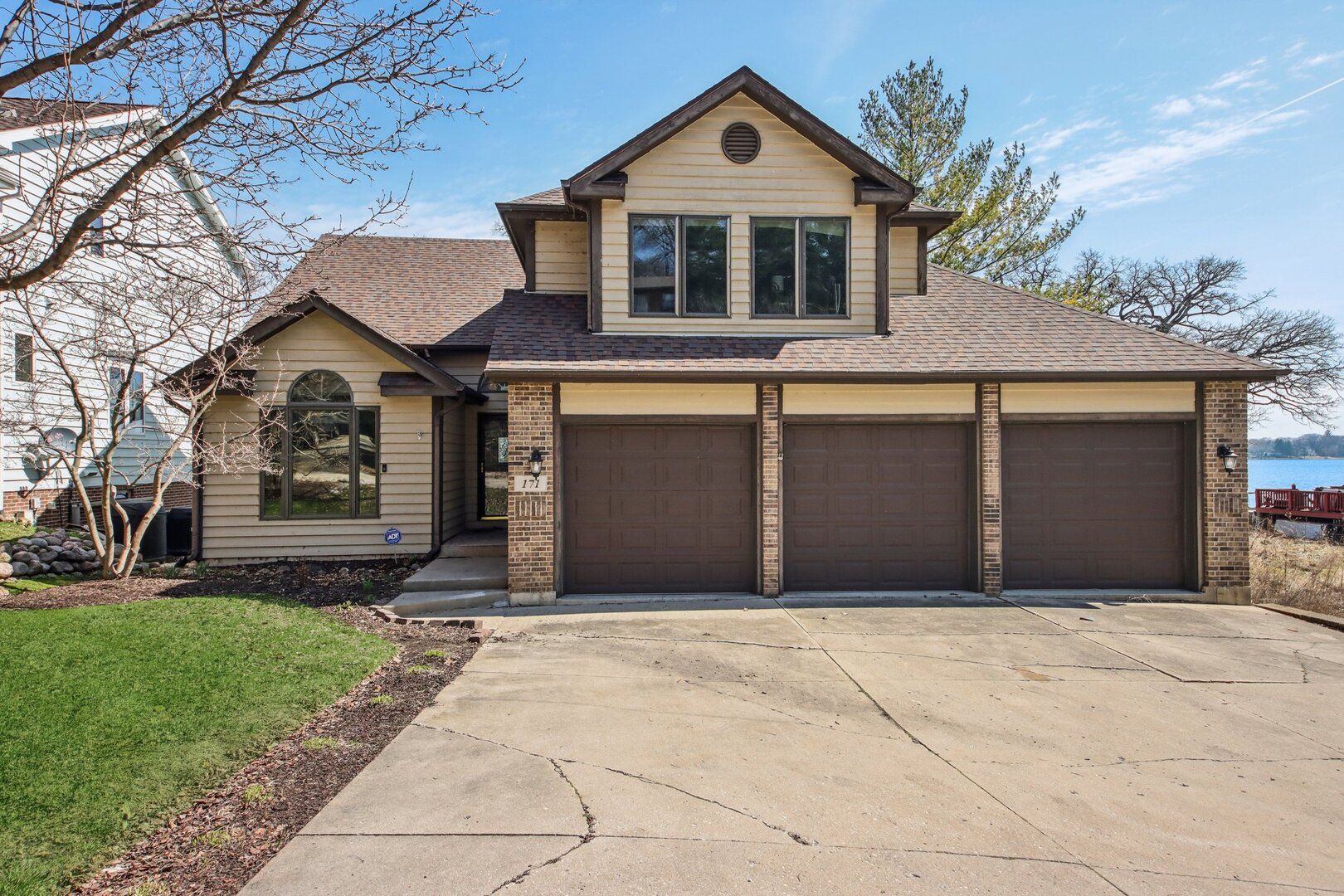 171 Waltonian Terrace — Fox Lake, IL 60020