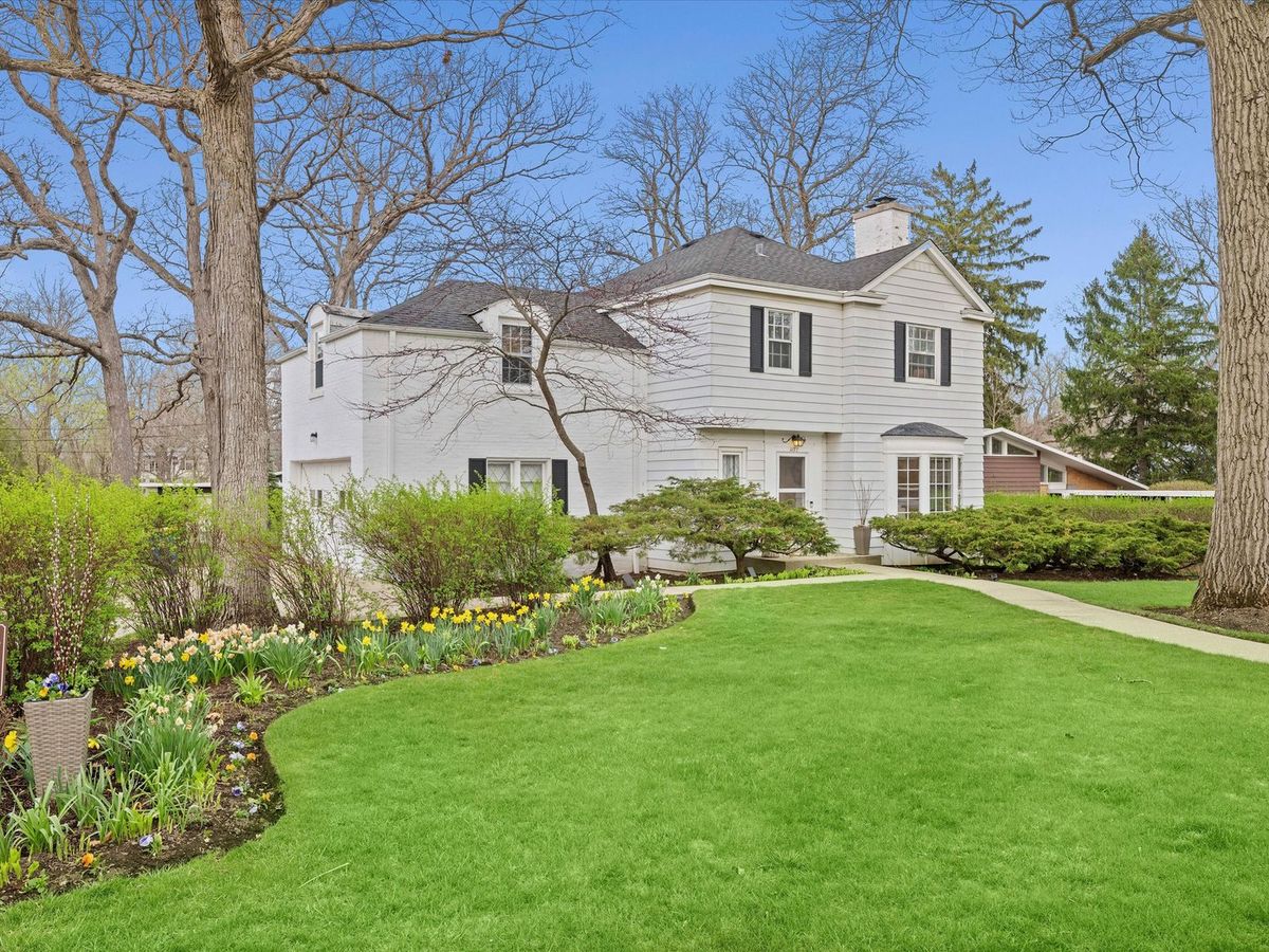 1177 Wade Street, Highland Park, IL 60035