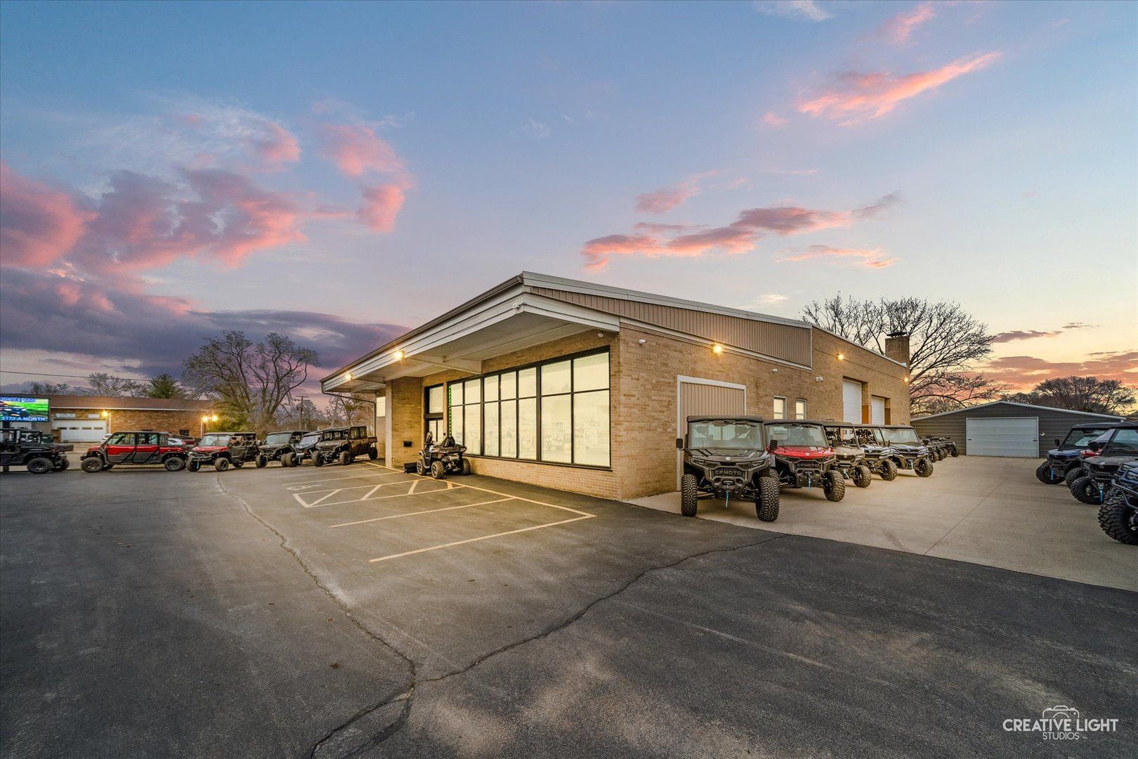 1204 S Galena Avenue — Dixon, IL 61021