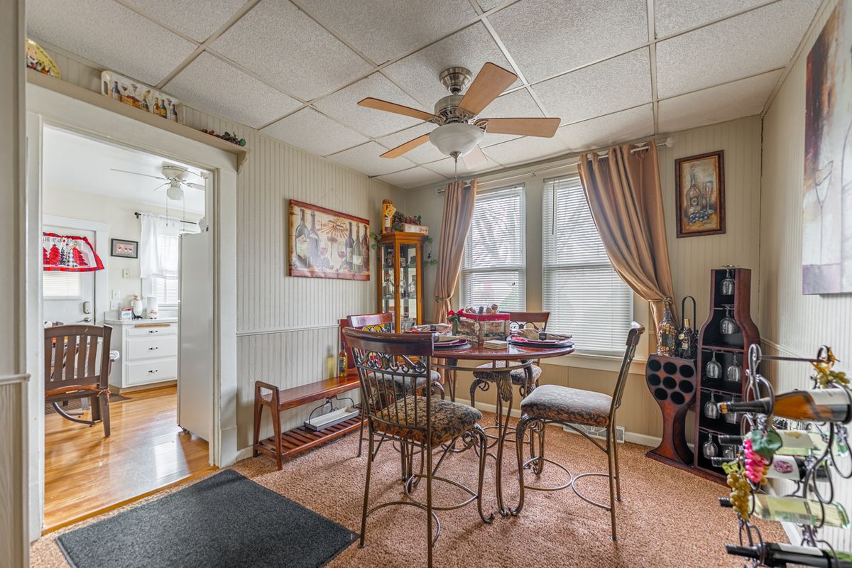 515 N 6th Street, Rochelle, IL 61068