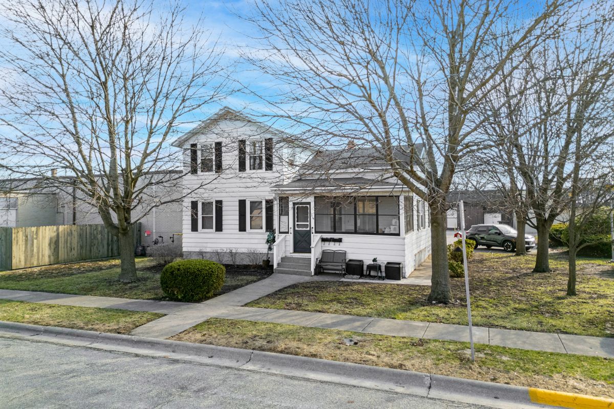 515 N 6th Street, Rochelle, IL 61068