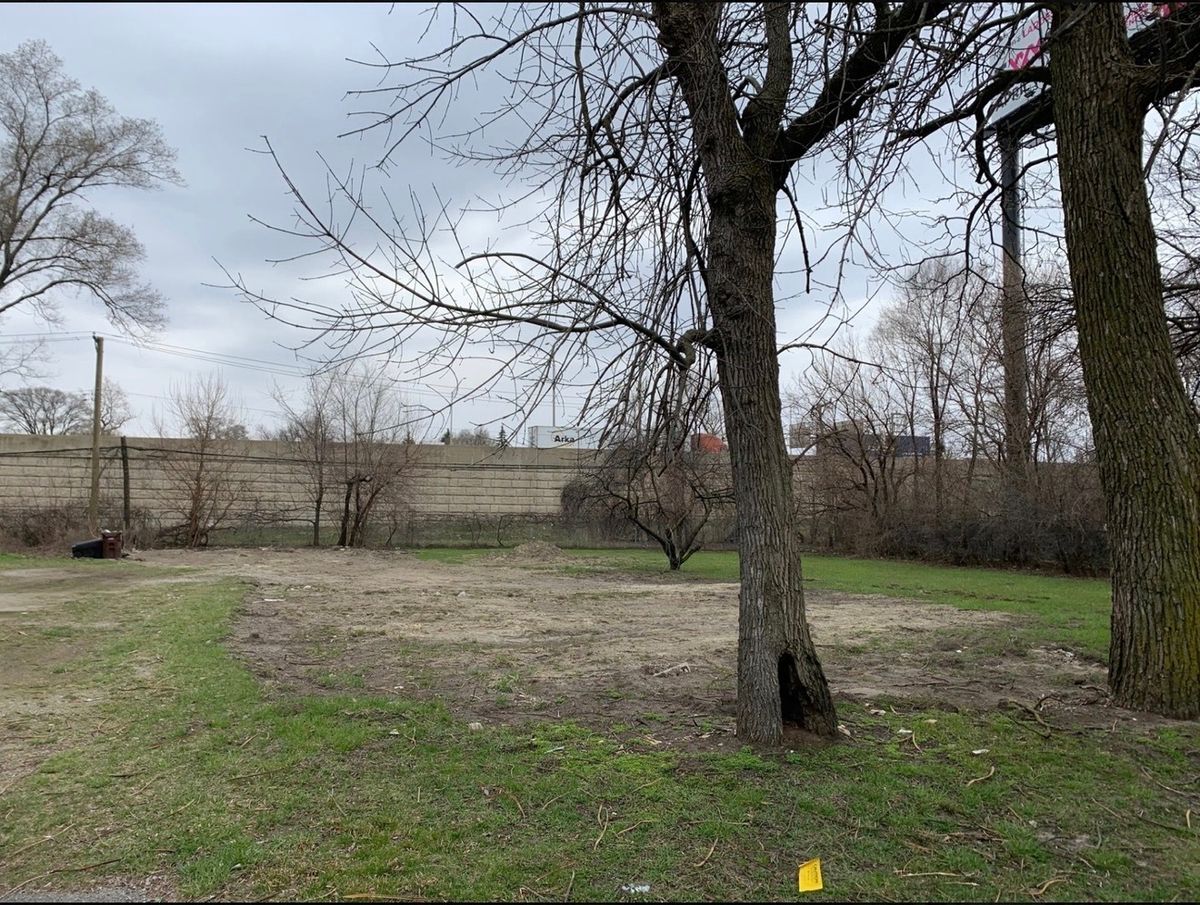 1113 171st Street, East Hazel Crest, IL 60429