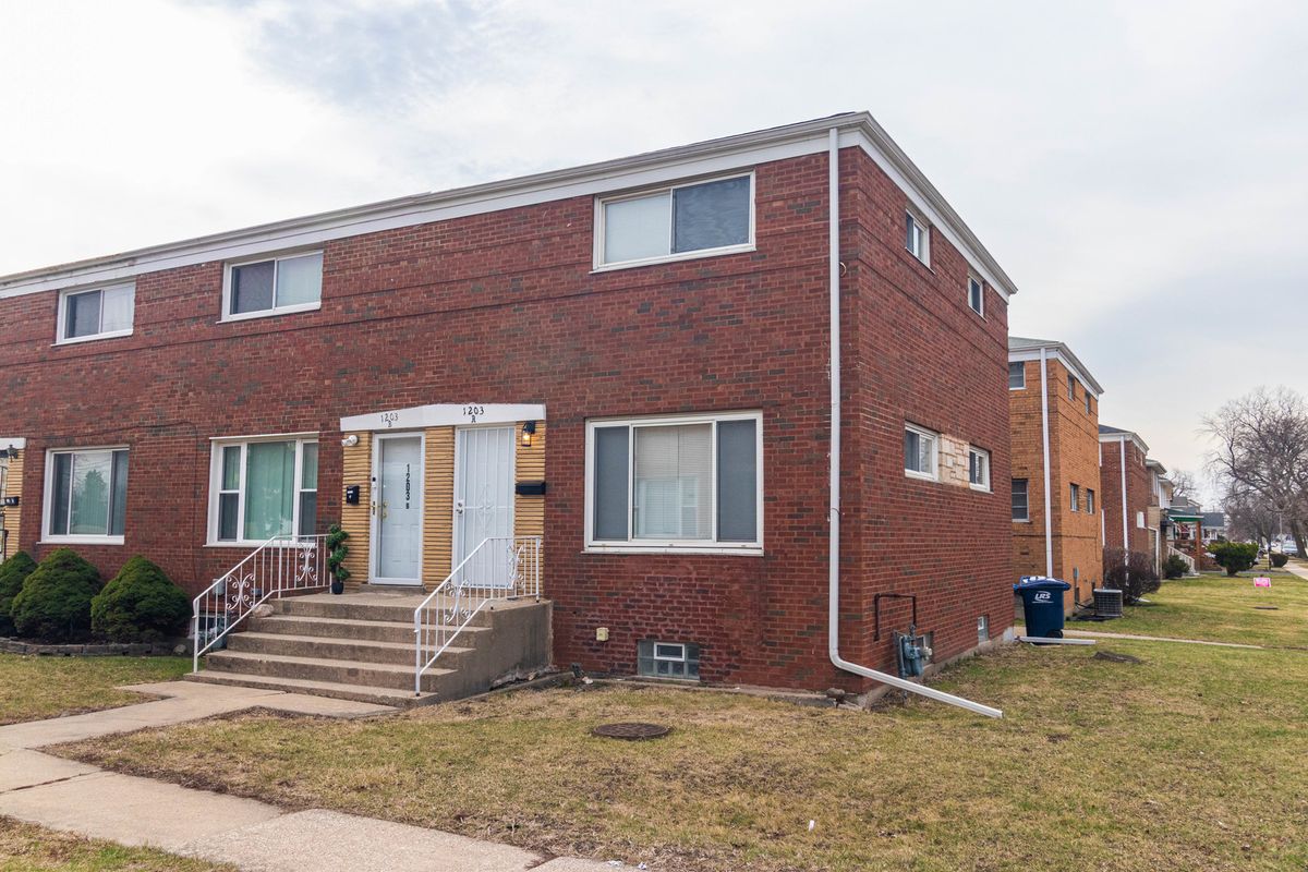 1203 17th Avenue, Maywood, IL 60153