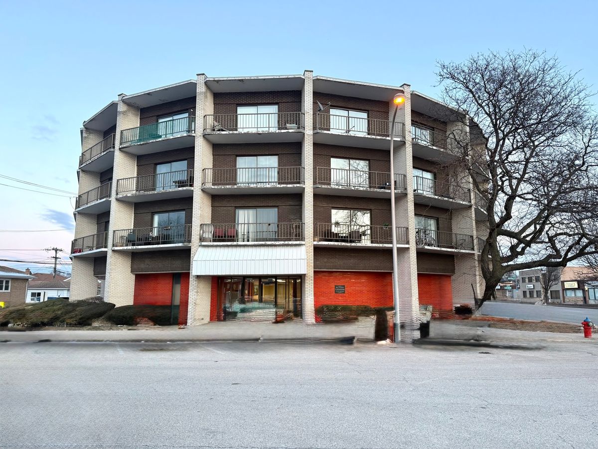 3900 95th Street, Evergreen Park, IL 60805