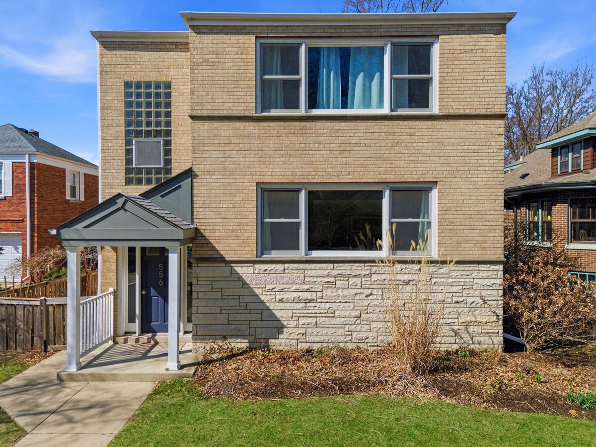 556 BARTON Avenue, Evanston, IL 60202