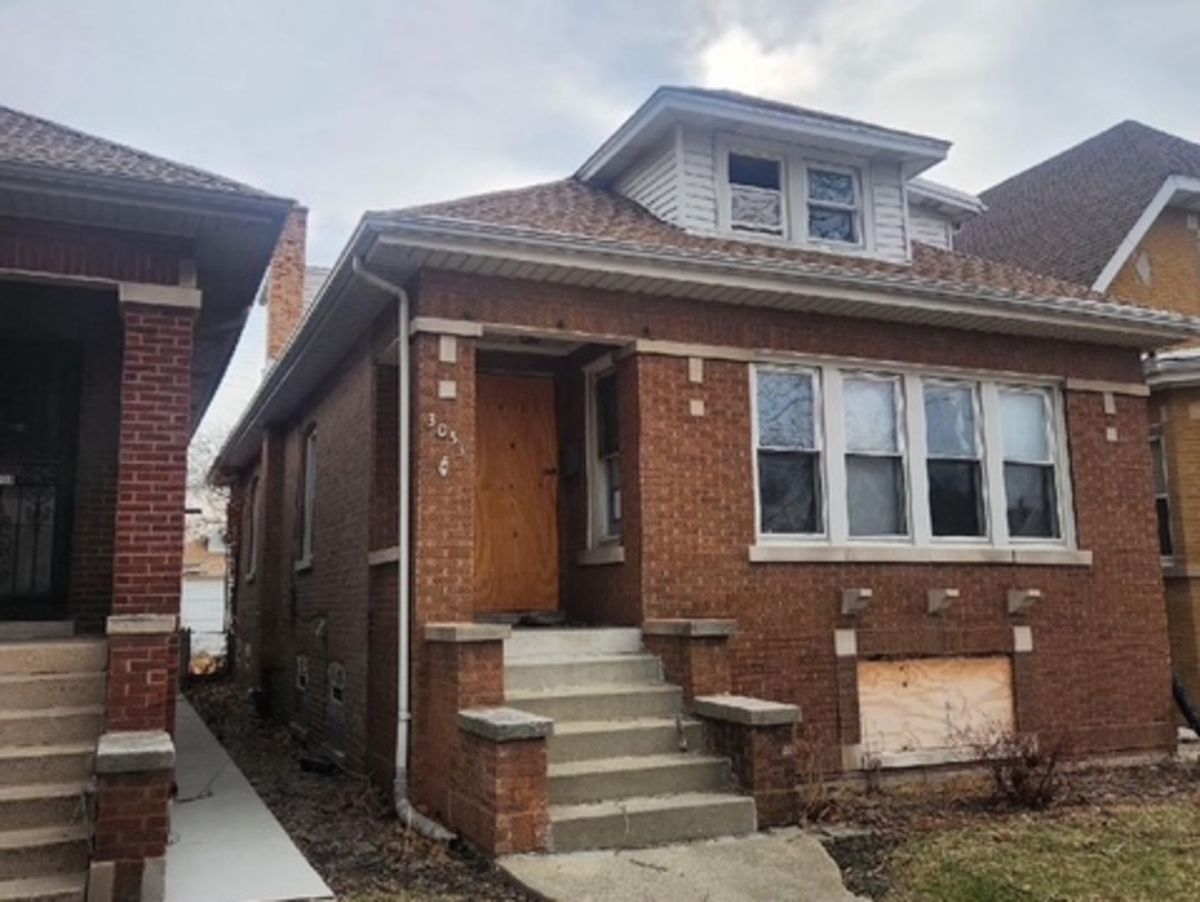 3053 KENNETH Avenue, Chicago, IL 60641