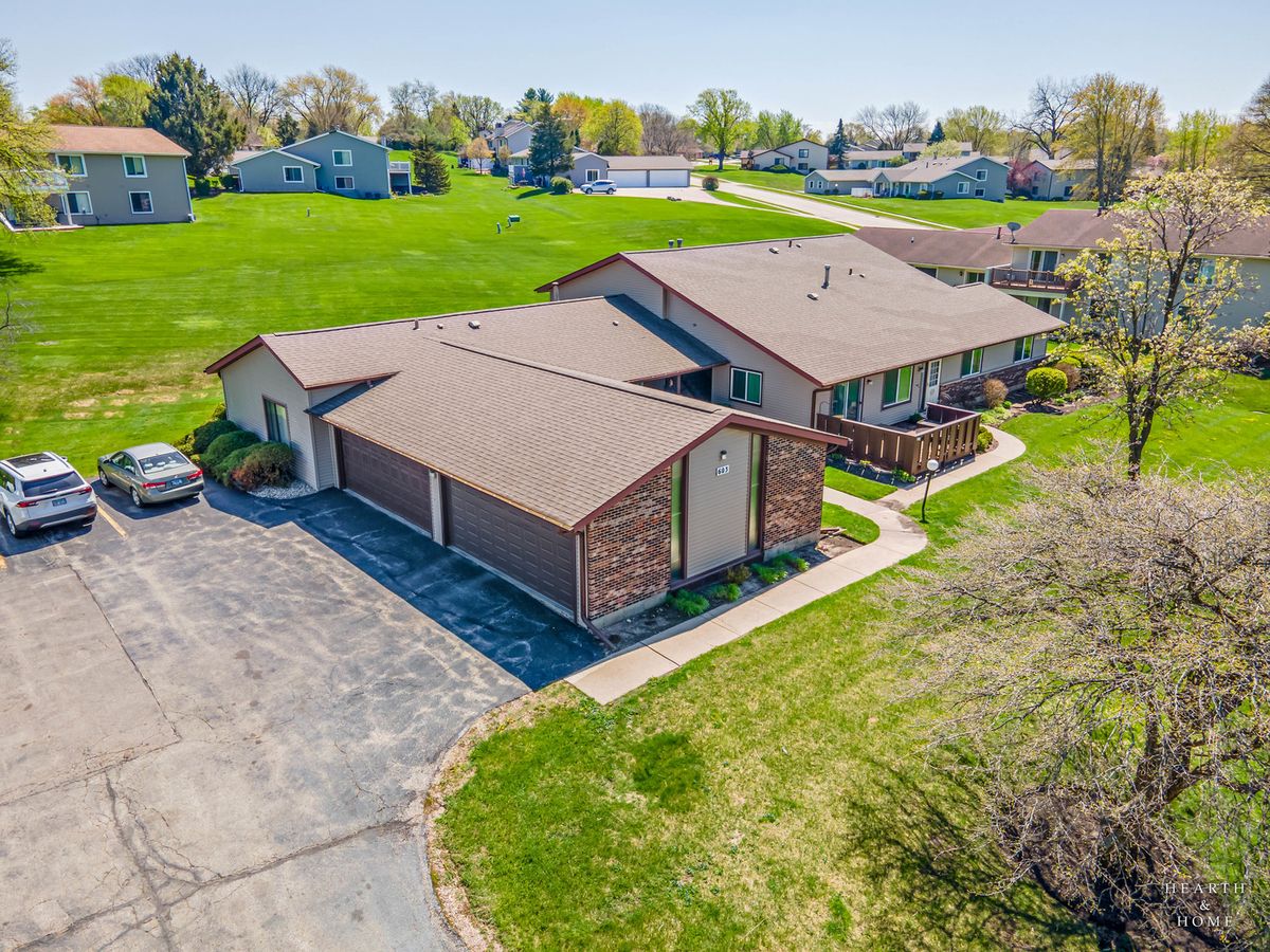 603 Waters Edge Drive, McHenry, IL 60050