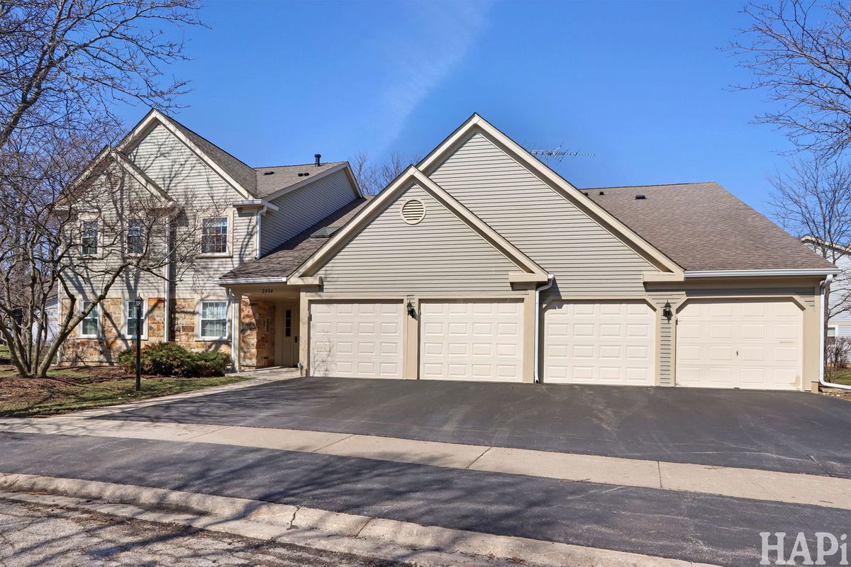 2404 Mallow Court, Schaumburg, IL 60194